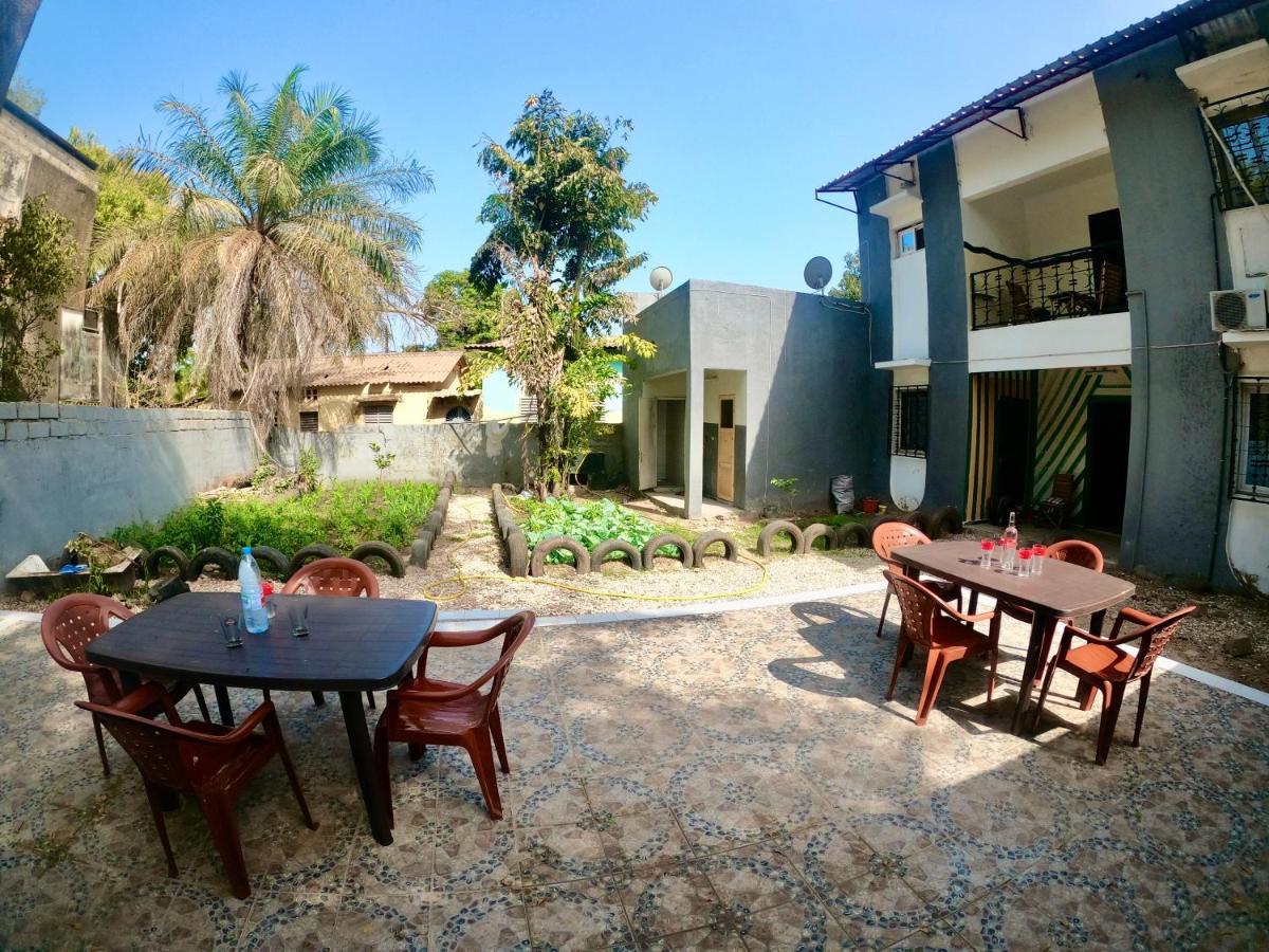 Ker Adja Ziguinchor Exterior foto