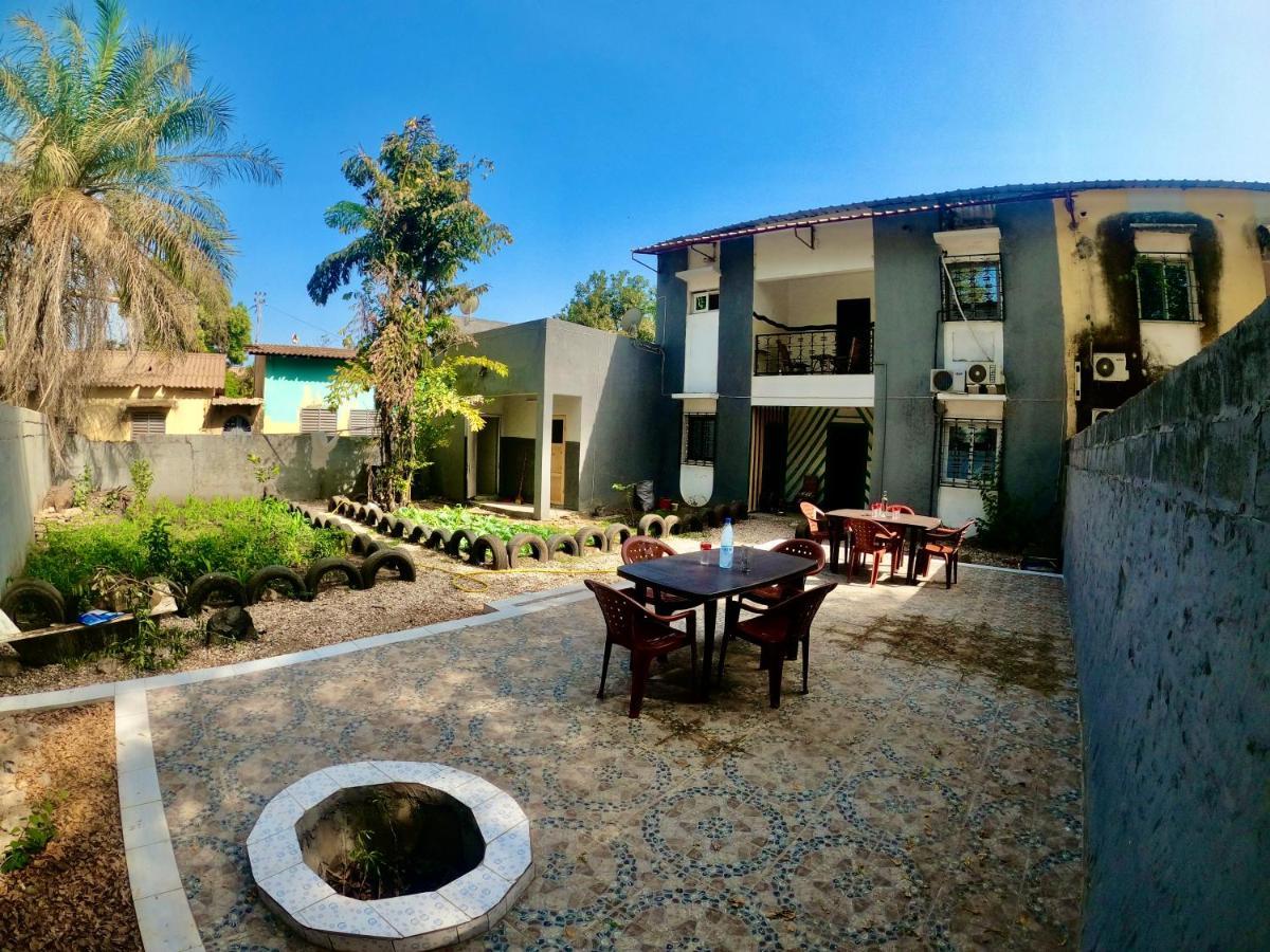 Ker Adja Ziguinchor Exterior foto